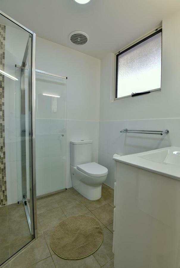 Crossroads Ecomotel Порт-Огаста Экстерьер фото