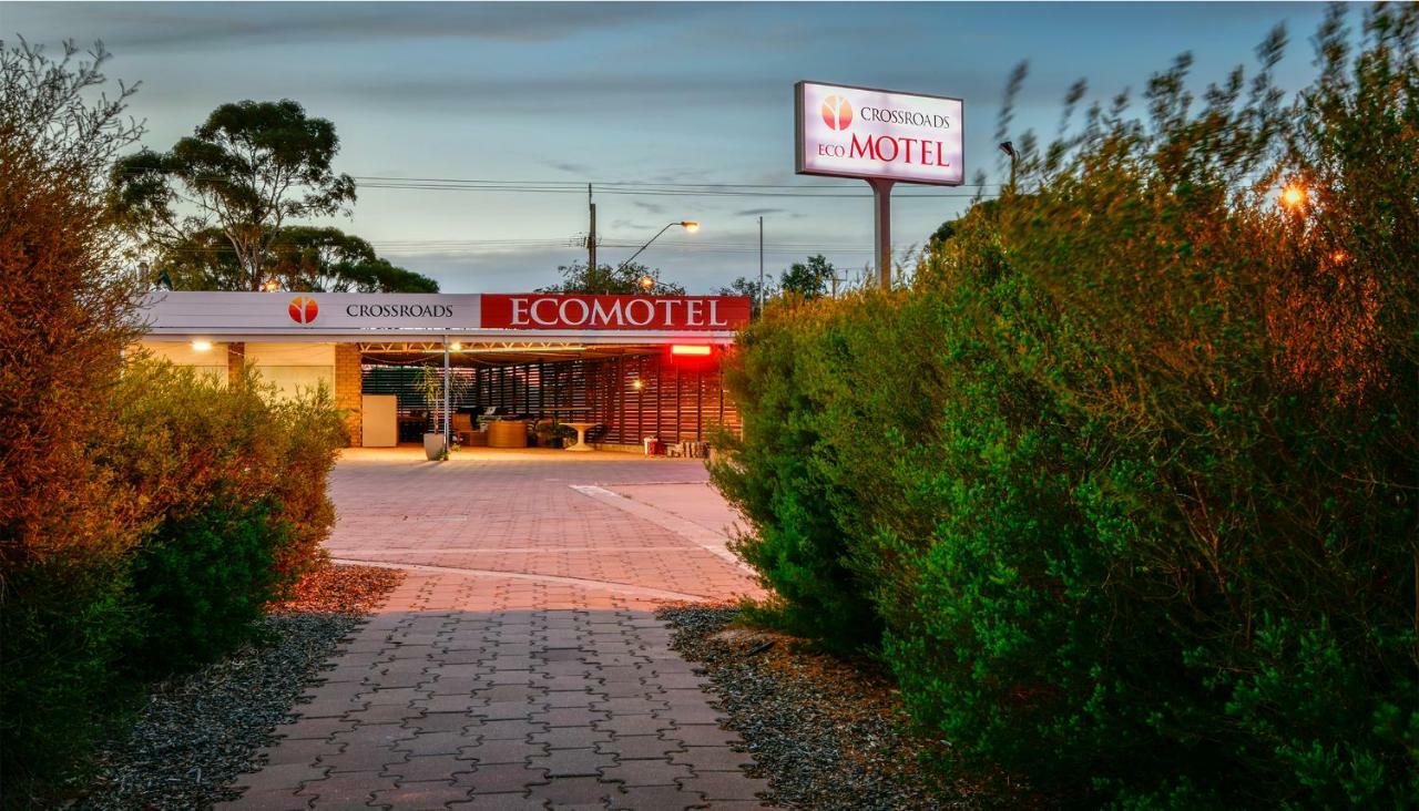 Crossroads Ecomotel Порт-Огаста Экстерьер фото