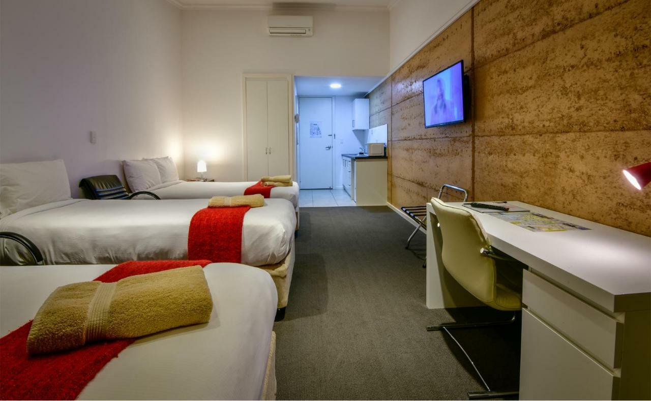 Crossroads Ecomotel Порт-Огаста Экстерьер фото